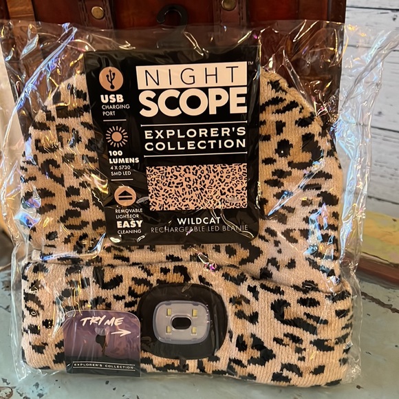 Night Scope Explorer’s Collection Rechargeable LED Beanie - Picture 8 of 9